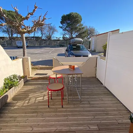 Charmante Avec Mezzanine, Climatisation, Wifi, Animaux Admis, Parking Securise - Fr-1-798-50 * Leucate
